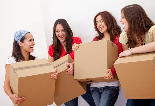 House move packing and transport service for Mayfair apartments and townhouses